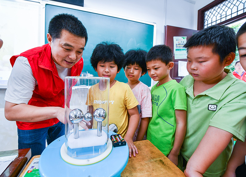 浙江：暑期趣味科学课