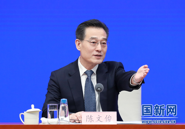 国务院新闻办发布会介绍促进民营经济发展壮大有关情况