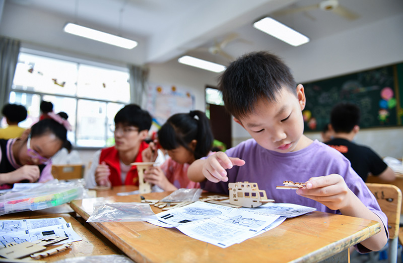 浙江：暑期趣味科学课