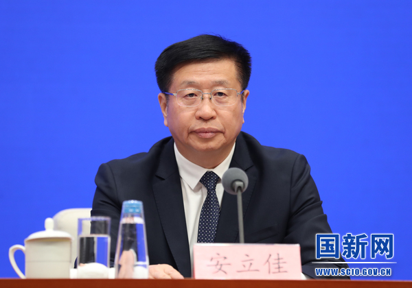 国务院新闻办发布会介绍促进民营经济发展壮大有关情况