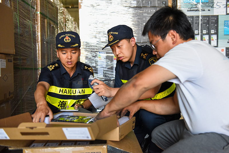 阿拉山口口岸：跨境电商释放外贸增长新动能