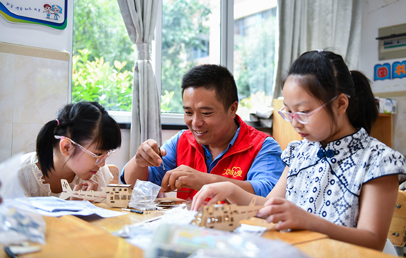 浙江：暑期趣味科学课