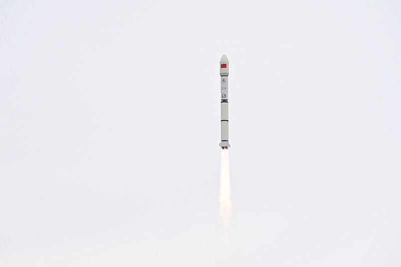 我国成功发射卫星互联网技术试验卫星