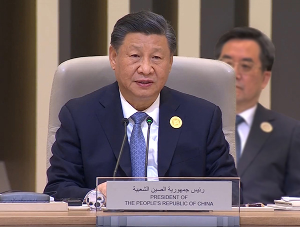 Xi calls for fostering closer China-Arab community with shared future