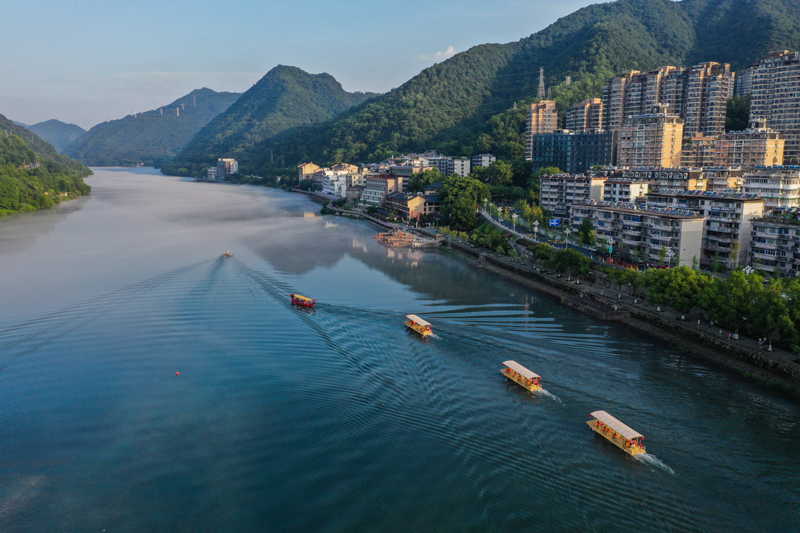 浙江建德：新安江上享清凉