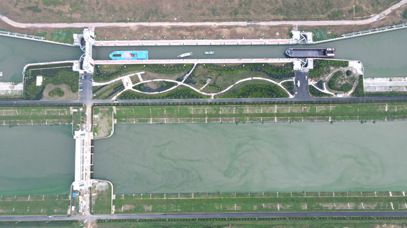 引江济淮工程航道江淮沟通段试运行