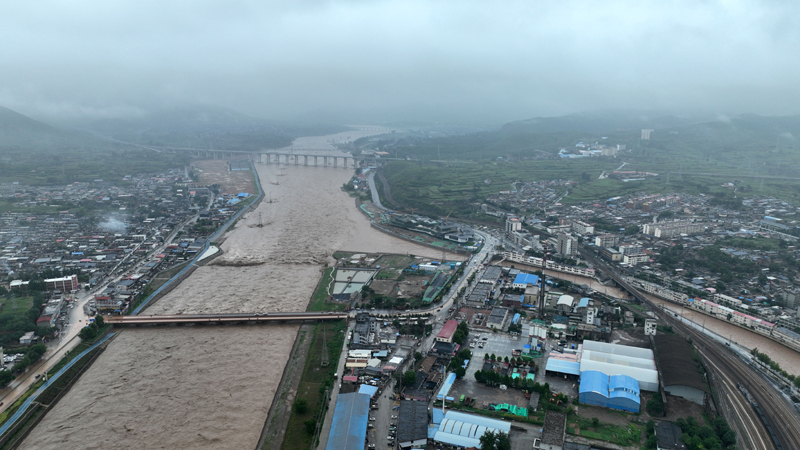 河北全力应对持续强降雨 开展防汛抢险工作