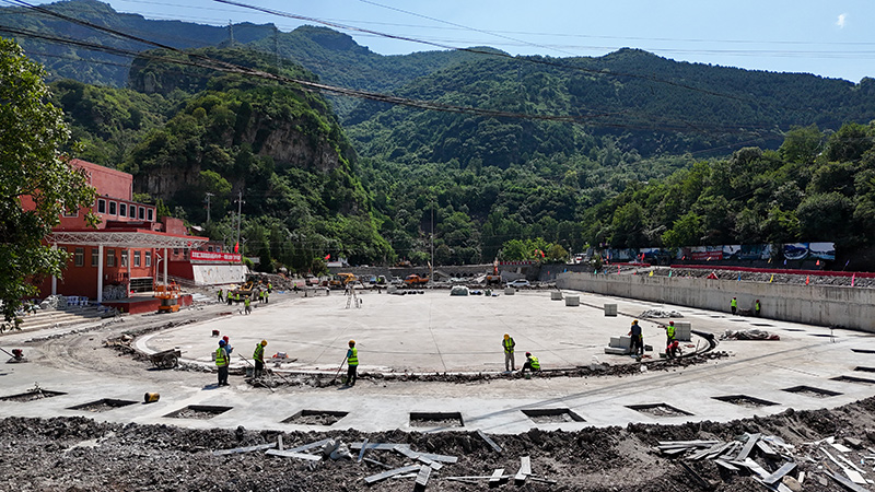 北京:山区小学抢修待开学