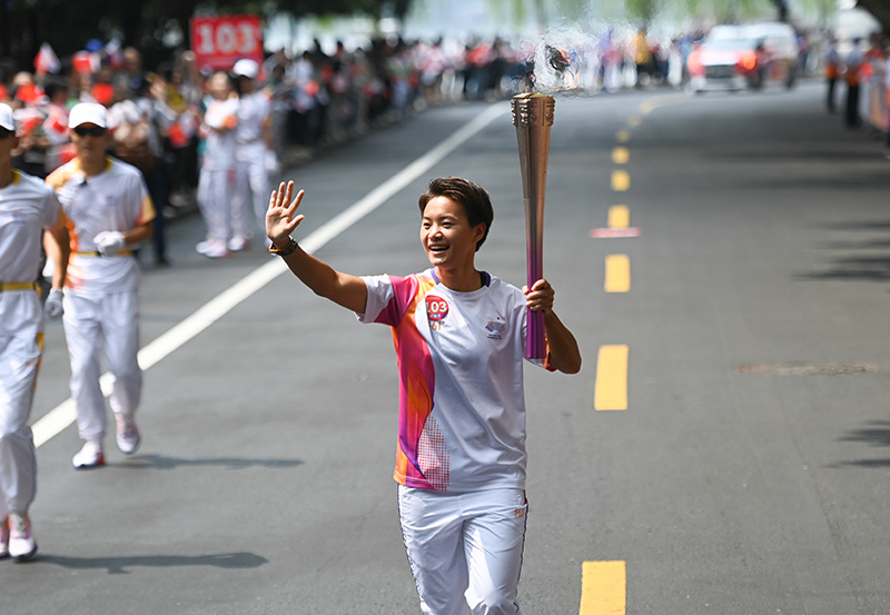 杭州亚运会火炬传递启动