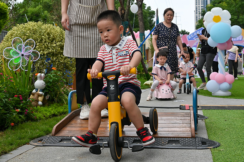 江苏南京：产业园嵌入托育园 为“职场父母”解忧