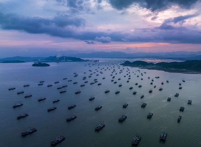 浙江宁波：静候开渔