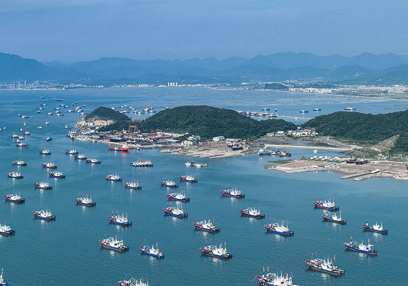 浙江宁波：静候开渔