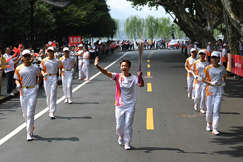 杭州亚运会火炬传递启动