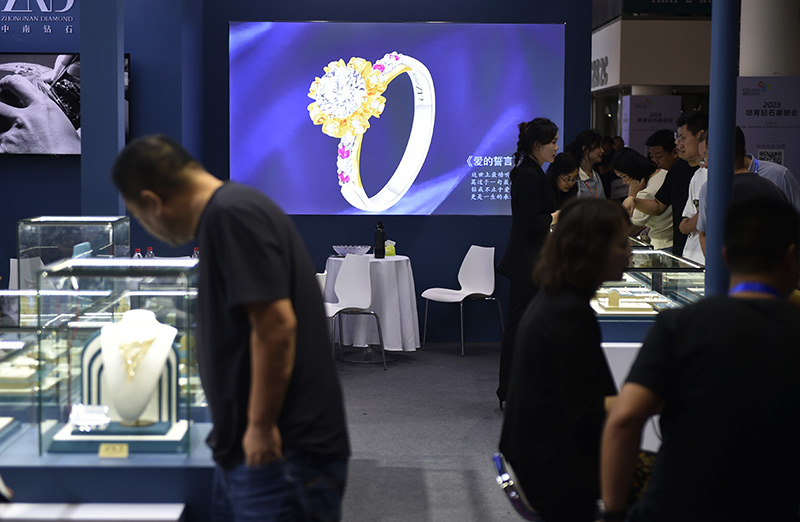 第六届磨料磨具磨削展览会暨2023金刚石产业大会在郑州举行