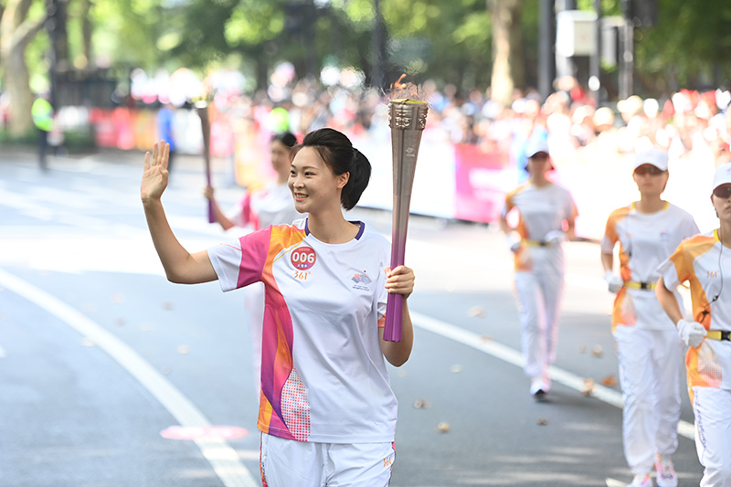 杭州亚运会火炬传递启动