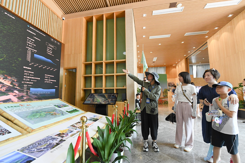 全面深化改革十年间·低碳发展新赛道