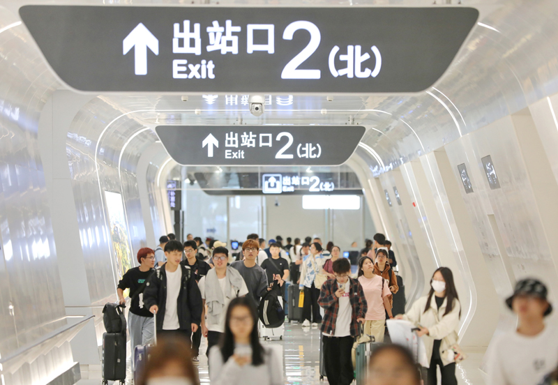 各地迎来返程高峰