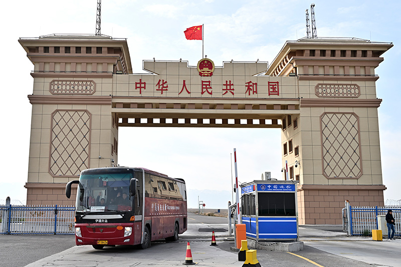 都拉塔口岸见闻