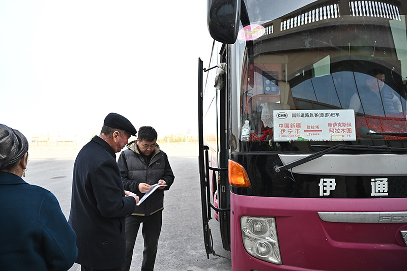 都拉塔口岸见闻