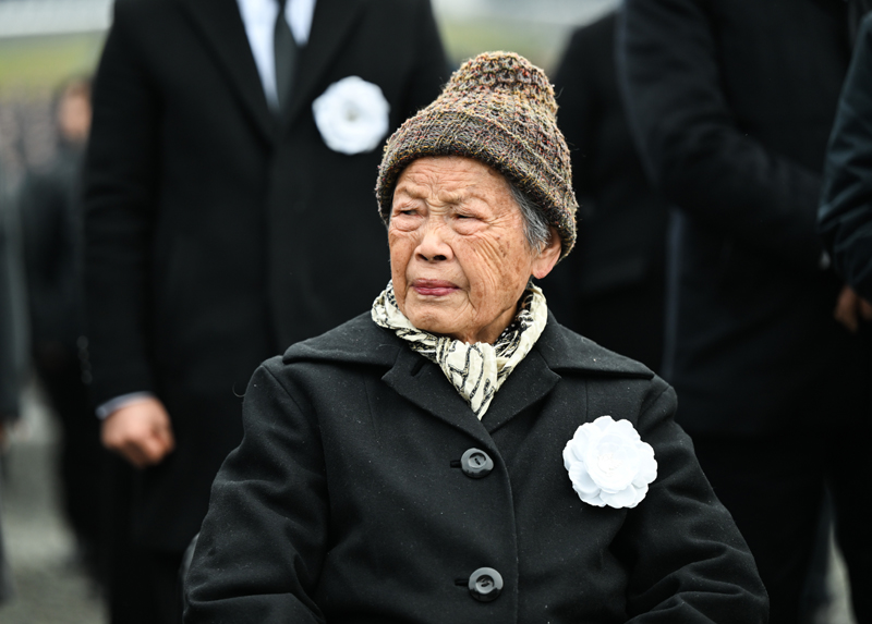 南京大屠杀死难者国家公祭仪式在南京举行