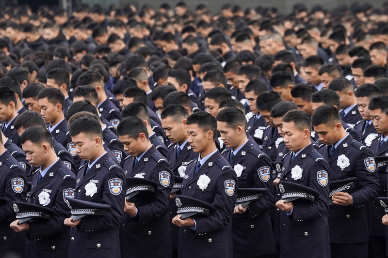 南京大屠杀死难者国家公祭仪式在南京举行