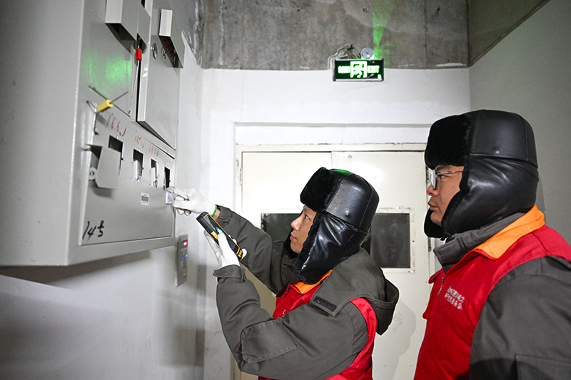多措并举应对低温雨雪冰冻天气