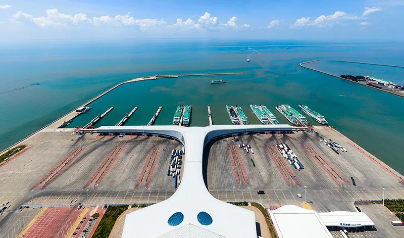 奋楫扬帆,中国经济笃定前行