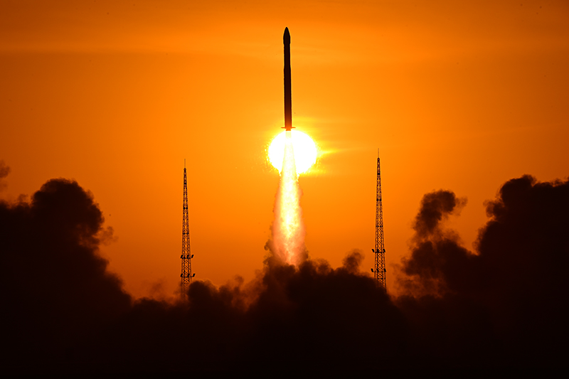 我国成功发射天目一号气象星座11-14星