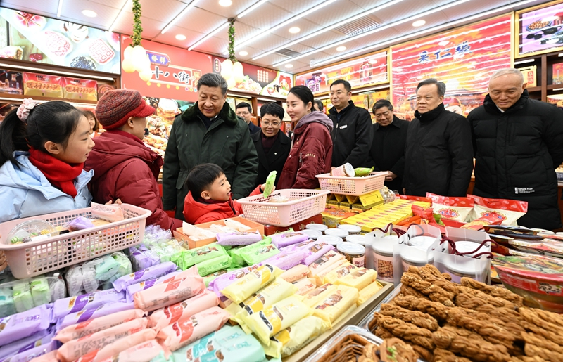 习近平春节前夕赴天津看望慰问基层干部群众 向全国各族人民致以美好的新春祝福 祝各族人民幸福安康 祝伟大祖国繁荣昌盛