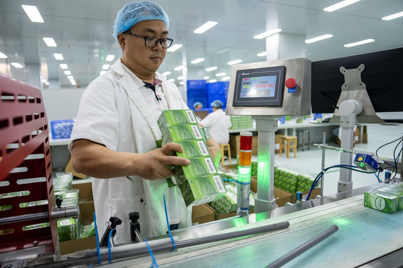 湖南浏阳:专精特新企业生产忙