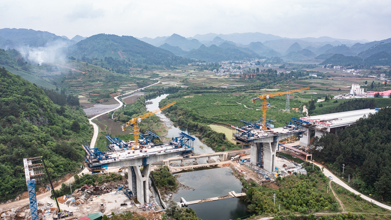 贵平高速公路建设有序推进