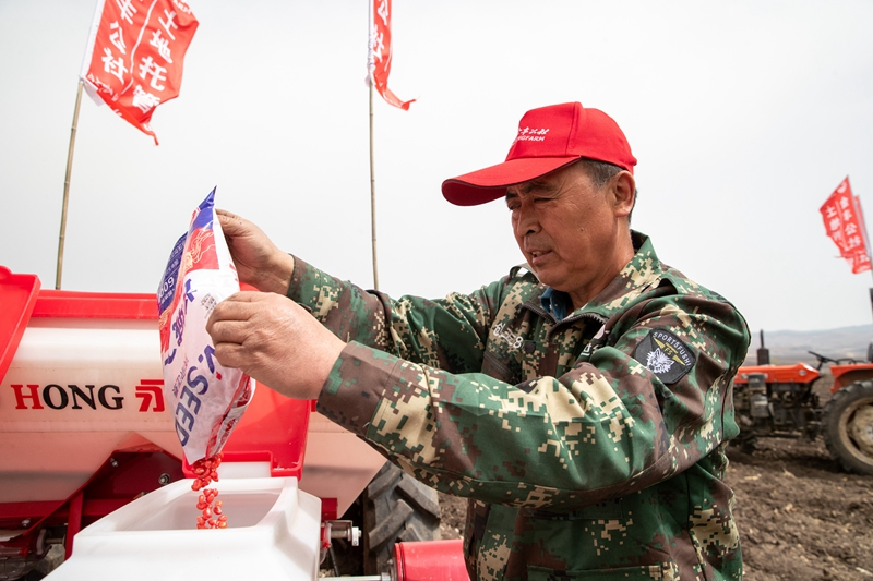 黑龙江林口:土地增产托管模式助力春耕