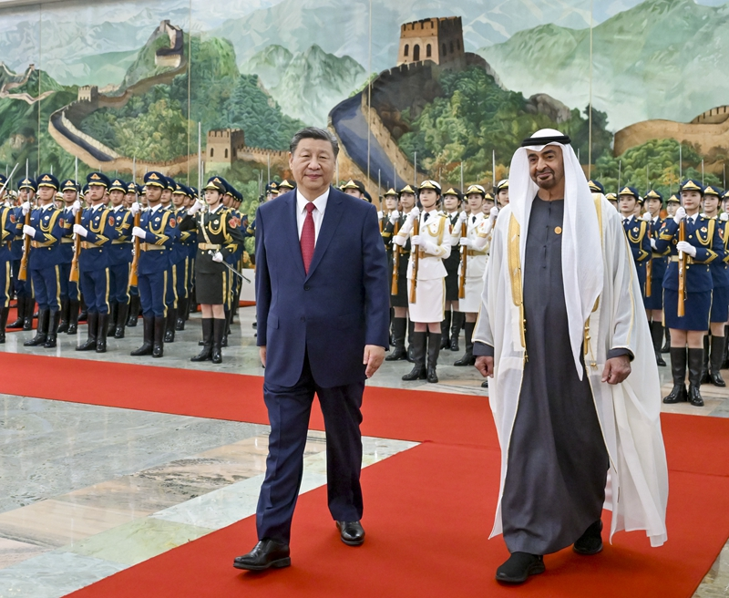 习近平同阿联酋总统穆罕默德会谈