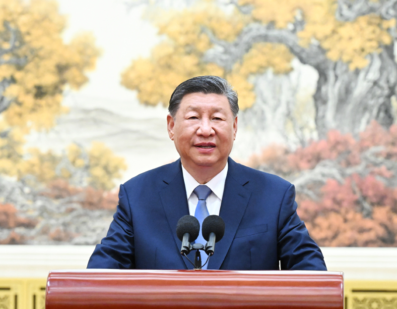 习近平在接见第33届奥运会中国体育代表团时强调:戒骄戒躁 再接再厉 为建设体育强国再立新功