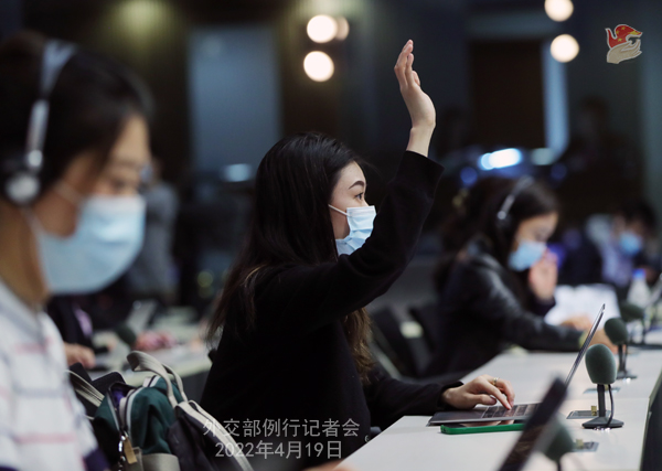 外交部就今年一季度中国经济表现等答问