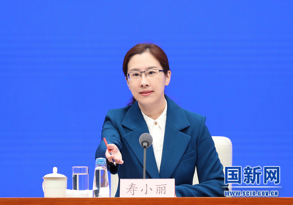 国务院新闻办就2022年4月份国民经济运行情况举行发布会