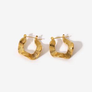 2022 New Fashion Geometric Hoop Earrings 18K Gold Plated Unique Wavy Shaped Earrings Stainless Steel Huggie Jewelry For Women