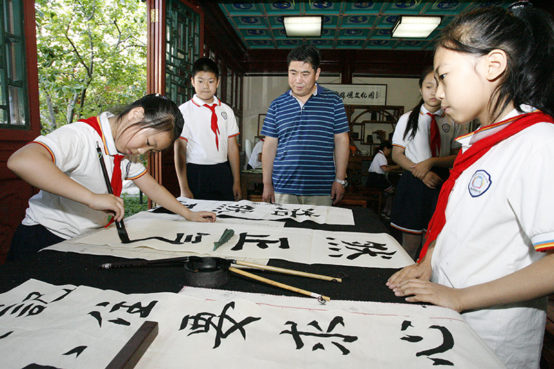 “中国梦要靠你们来实现”——习近平总书记关心少年儿童成长成才纪实