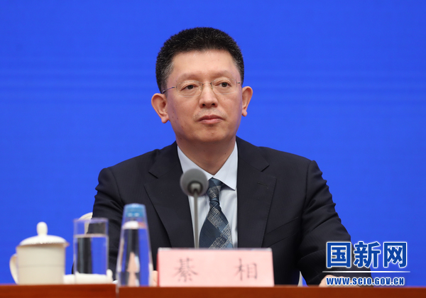 国务院新闻办就2022年上半年银行业保险业运行发展情况举行发布会