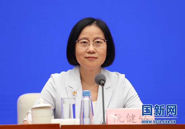 国务院新闻办就2022年上半年金融统计数据情况举行发布会