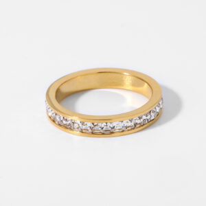 2022 Fashion Stainless Steel Gold Plated Engagement Ring Iced Out CZ Cubic Zirconia Wedding Circle Jewelry Rings For Women Gifts