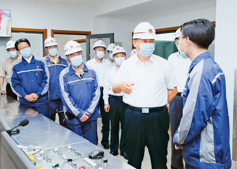习近平：新发展阶段贯彻新发展理念必然要求构建新发展格局