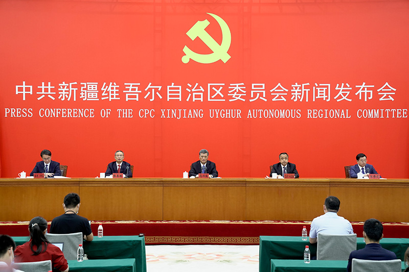 新疆：奋发有为建设美好家园