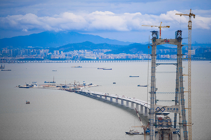 坚定不移走高质量发展之路——新时代中国经济建设述评