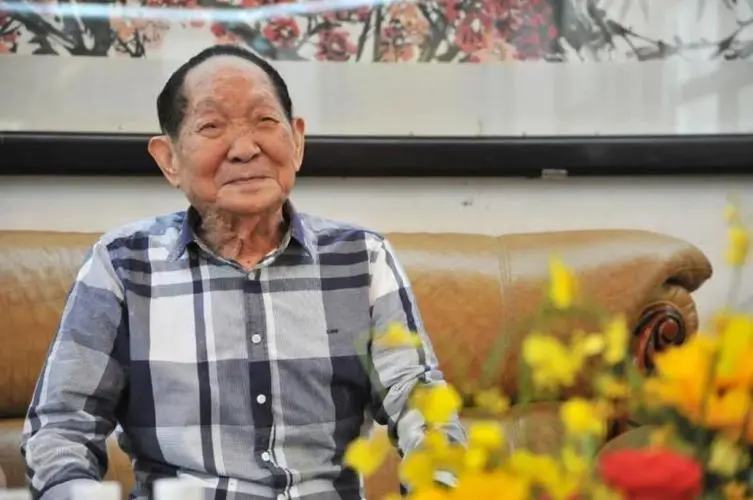 袁隆平送给年轻人的9句话