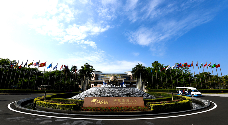 服务民族复兴 促进人类进步——党的十八大以来中国特色大国外交全方位开展
