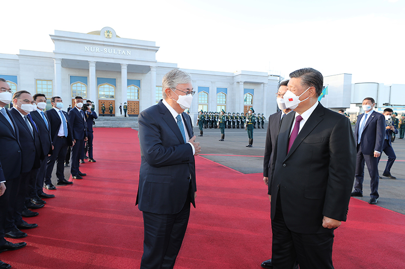 习近平对哈萨克斯坦共和国进行国事访问
