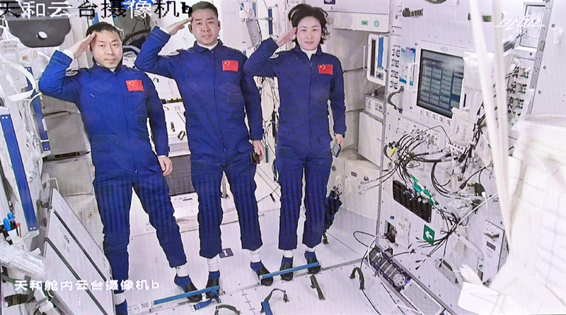 迈向更加光明的发展前景——党的十八大以来推进高质量发展述评