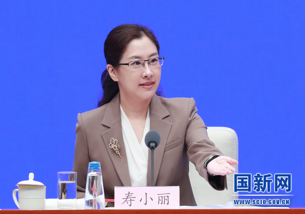国务院新闻办就2022年8月份国民经济运行情况举行发布会