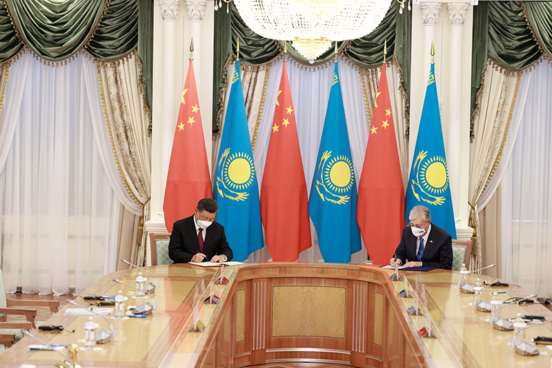 习近平对哈萨克斯坦共和国进行国事访问